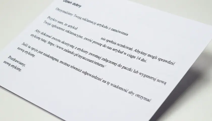 Instrukcja zwrotu Zalando Lounge: otrzymaliśmy reklamację, aby dokonać zwrotu, skorzystaj z etykiety zwrotnej lub wygeneruj nową.