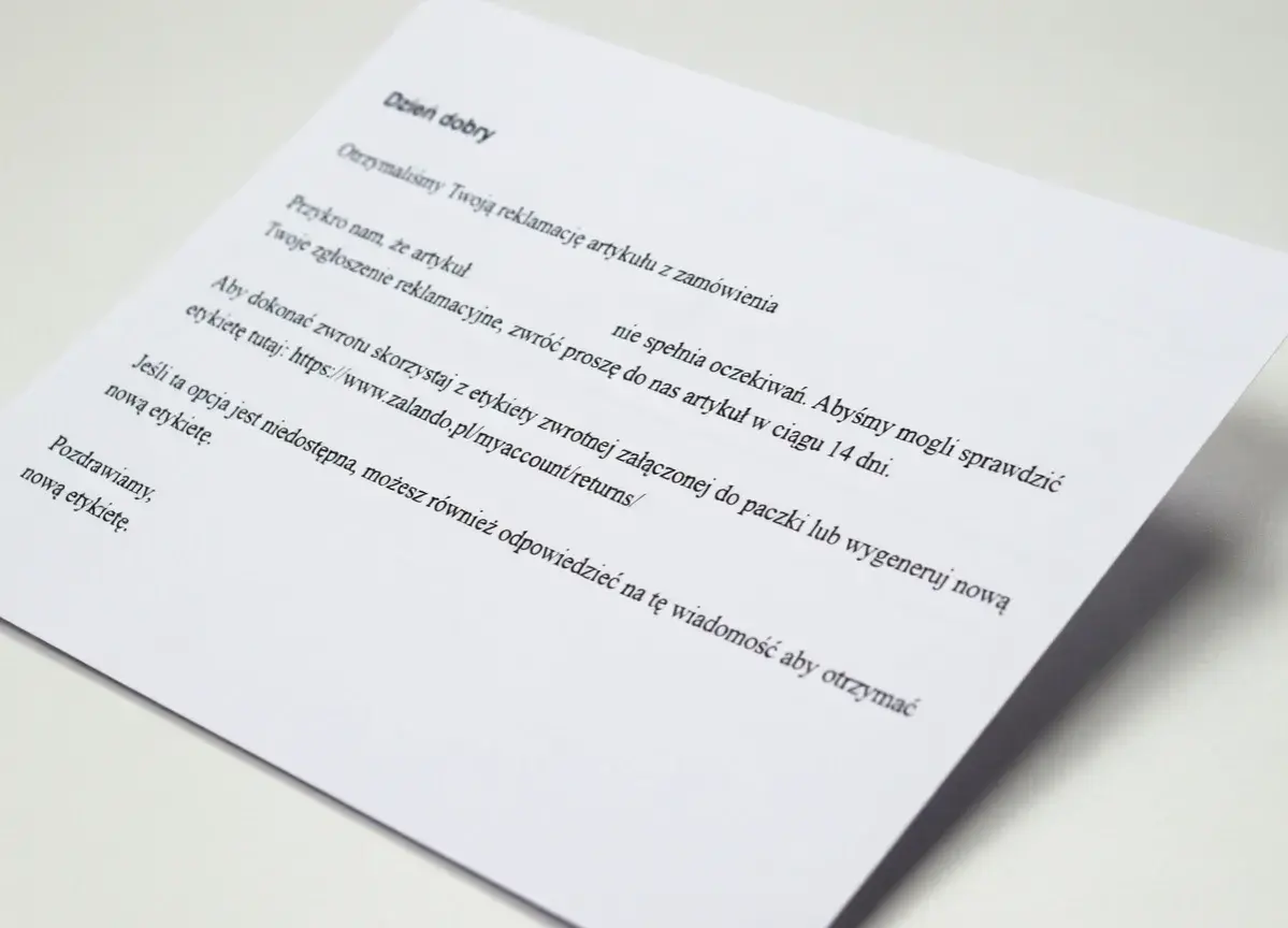 Instrukcja zwrotu Zalando Lounge: otrzymaliśmy reklamację, aby dokonać zwrotu, skorzystaj z etykiety zwrotnej lub wygeneruj nową.